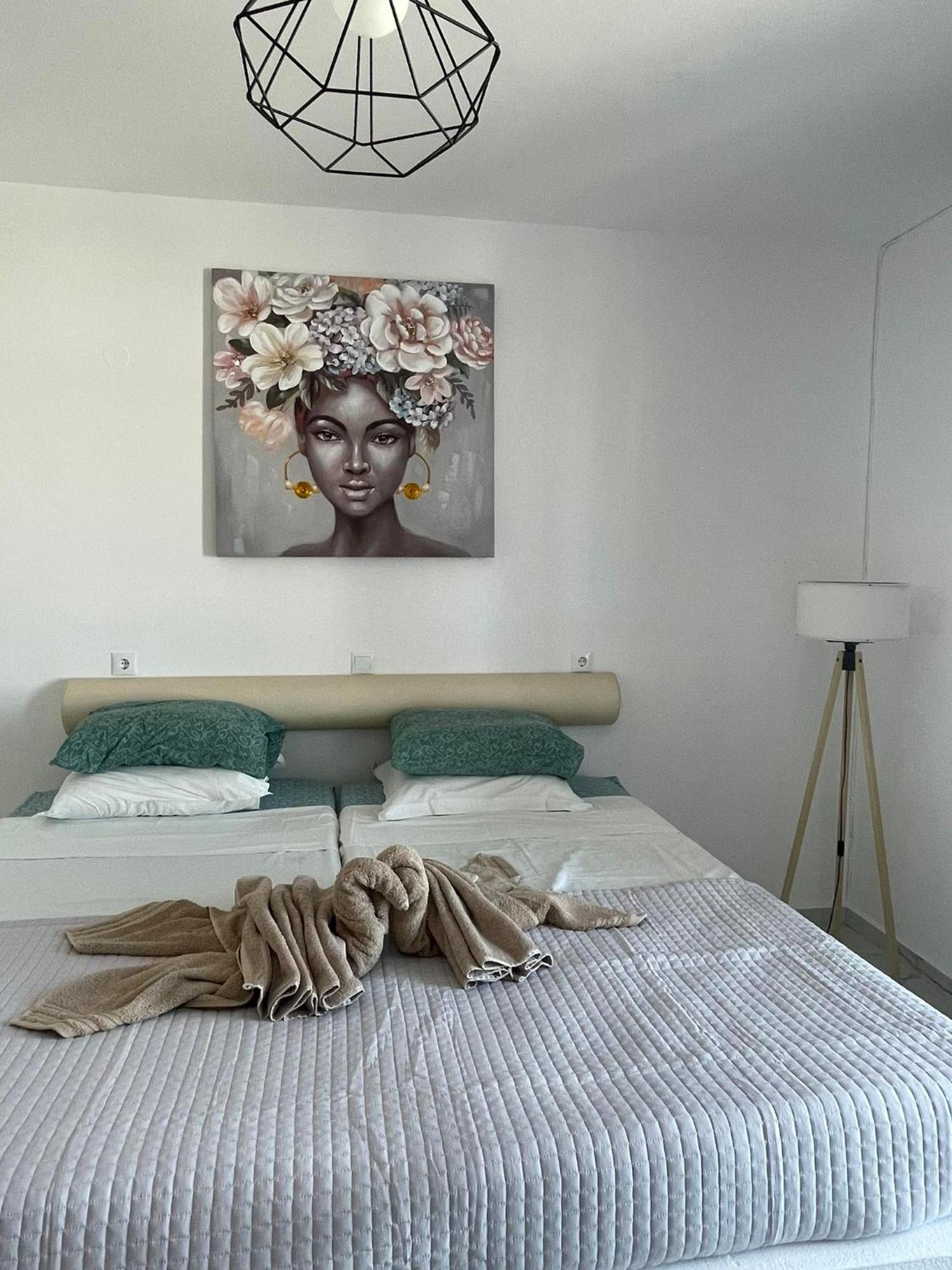 Lisabeth Apartments 法里拉基 外观 照片