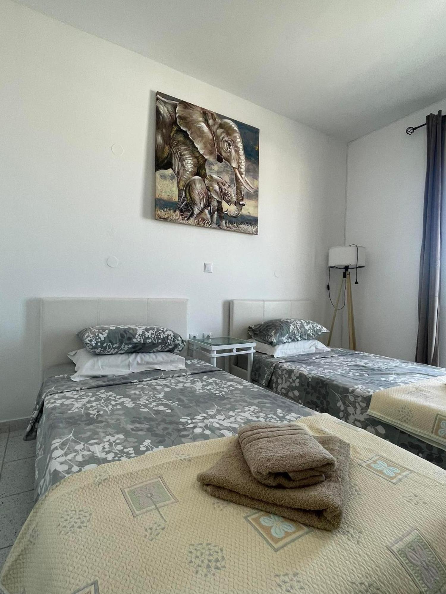 Lisabeth Apartments 法里拉基 外观 照片