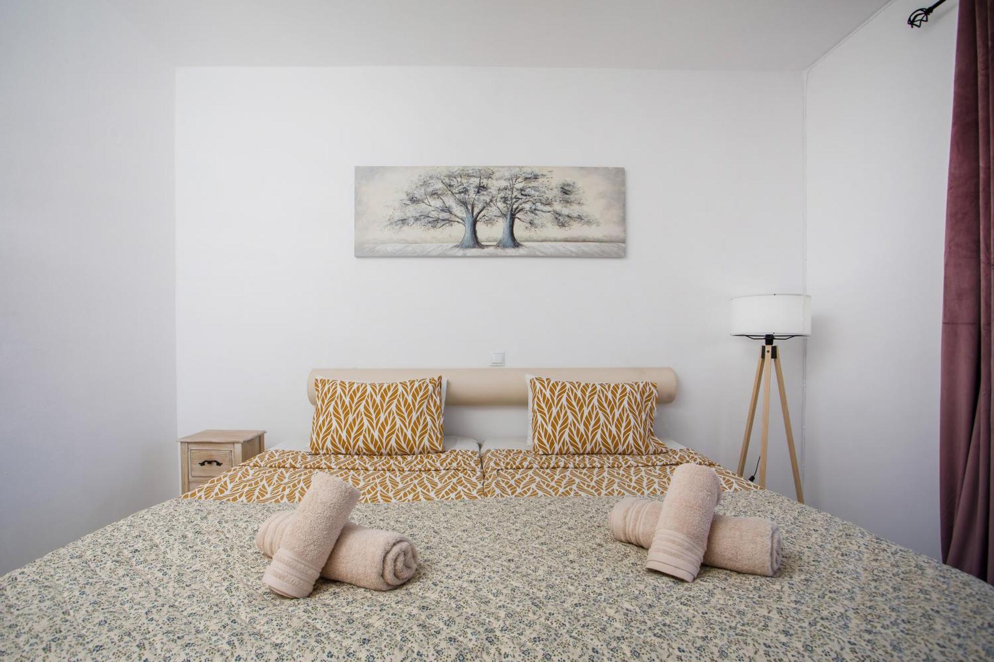 Lisabeth Apartments 法里拉基 外观 照片